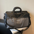 Sac de voyage et sport grande capacité, vue de face avec poignées matelassées